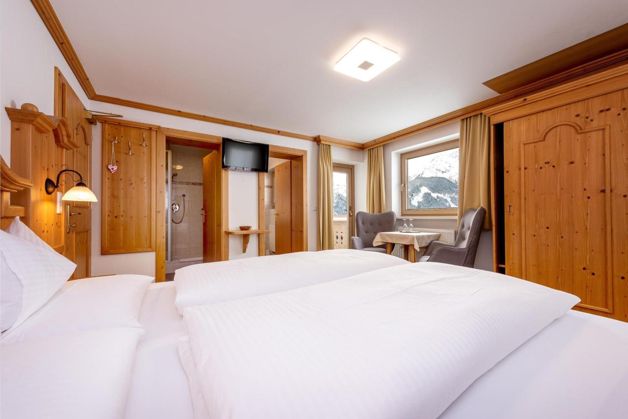 Astegg, Alpengasthof Finkenberg Chambre photo